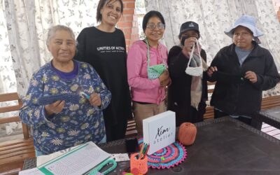 Taller de tejido de bolso a crochet con material reciclable